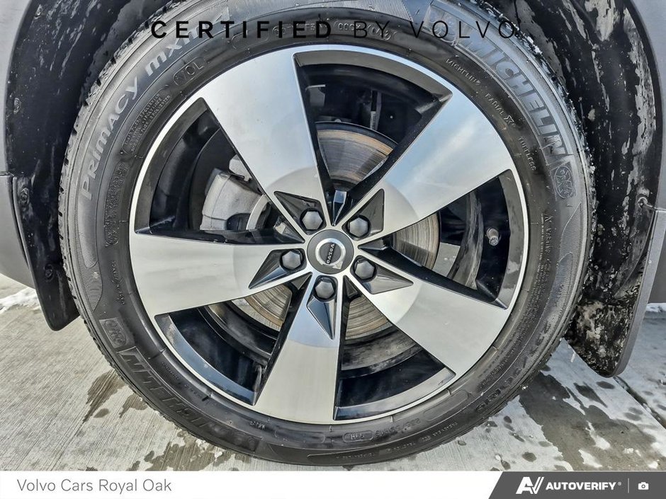 2022 Volvo XC40 Momentum-5