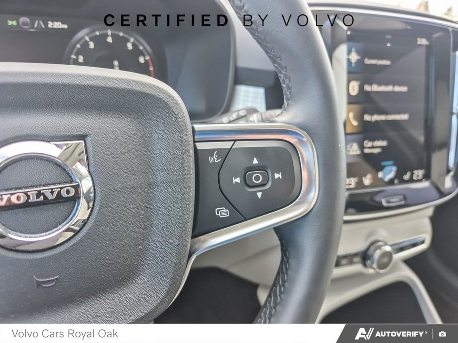 2022 Volvo XC40 Momentum-15