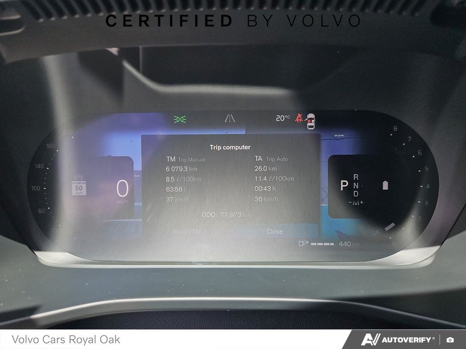 2023 Volvo XC40 Plus Dark Theme-14