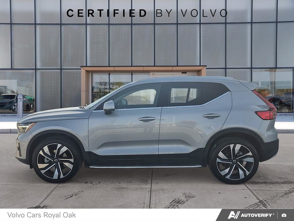 2024 Volvo XC40 Ultimate Bright Theme-2