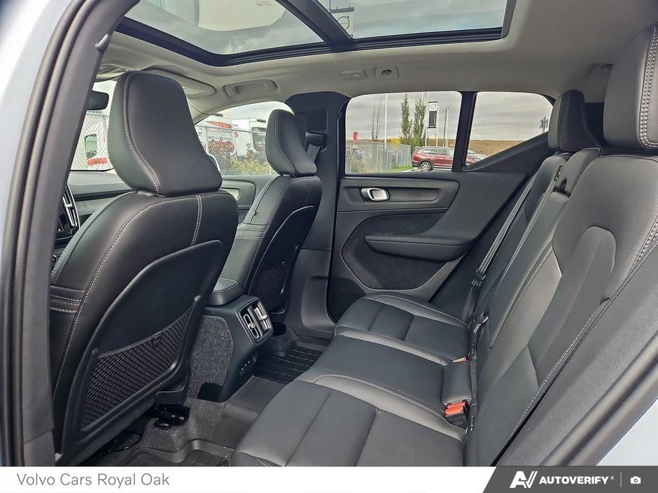 2025 Volvo XC40 Core Bright Theme-22