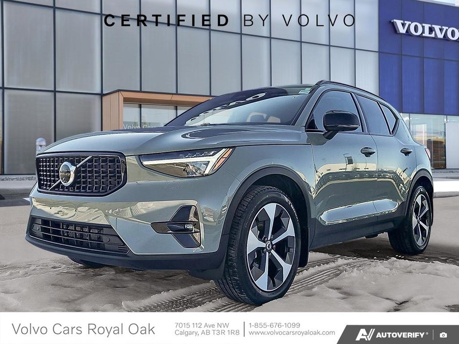 2025 Volvo XC40 Plus Dark Theme-0