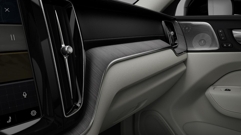 2025 Volvo XC60 Plug-in hybrid Ultra-6