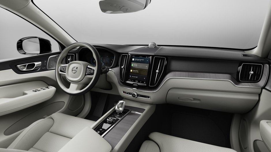 2025 Volvo XC60 Plug-in hybrid Ultra-7