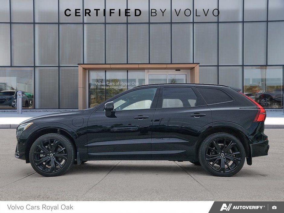 2026 Volvo XC60 Plug-In Hybrid Ultra Black Edition-2