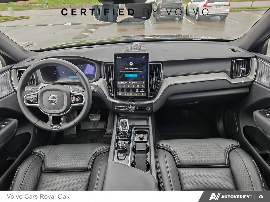 2026 Volvo XC60 Plug-In Hybrid Ultra Black Edition-23
