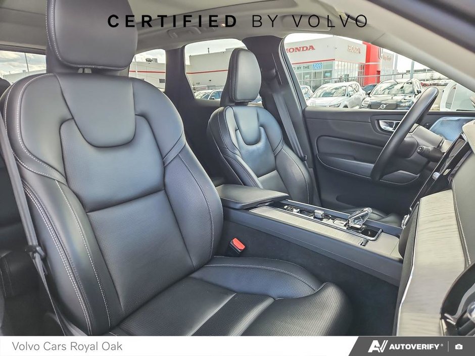 2022 Volvo XC60 Recharge Inscription-21