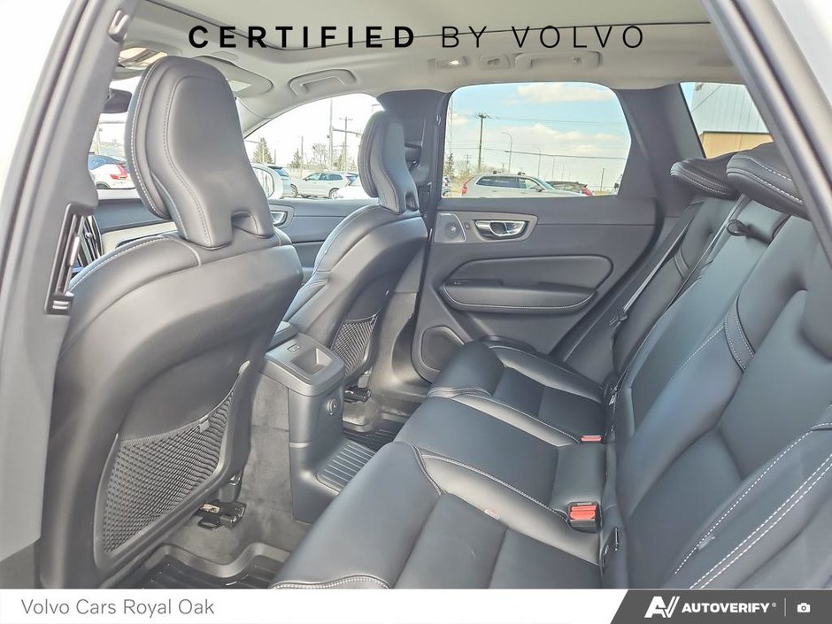 2022 Volvo XC60 Recharge Inscription-22