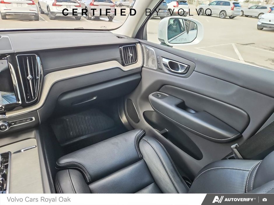 2022 Volvo XC60 Recharge Inscription-24
