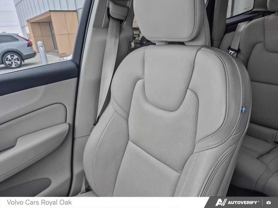 2022 Volvo XC60 Inscription-19