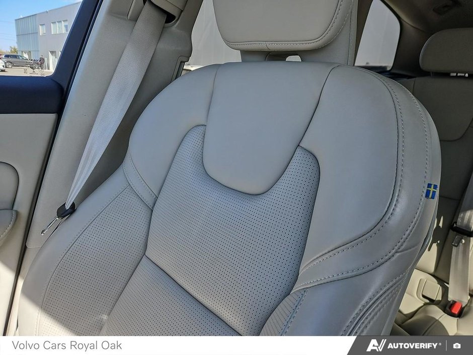 2022 Volvo XC60 Inscription-19