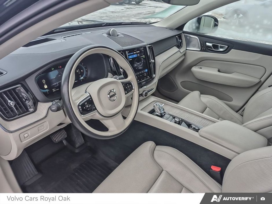 2022 Volvo XC60 Inscription-12