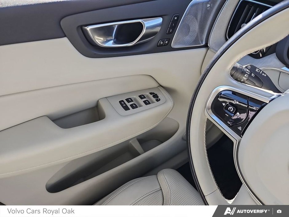 2022 Volvo XC60 Inscription-16