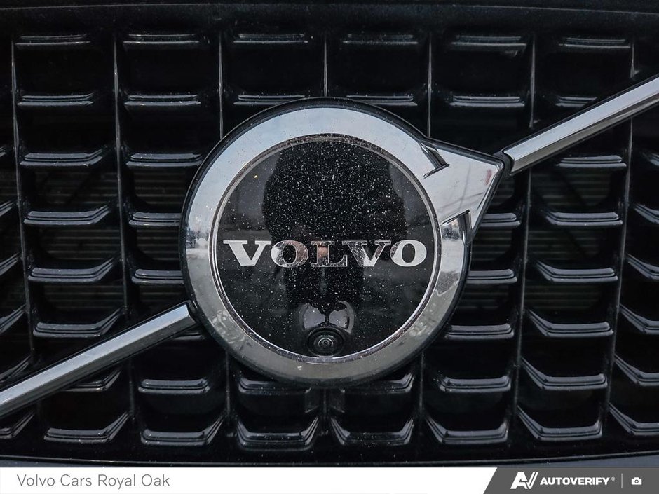 2022 Volvo XC60 R-Design-8