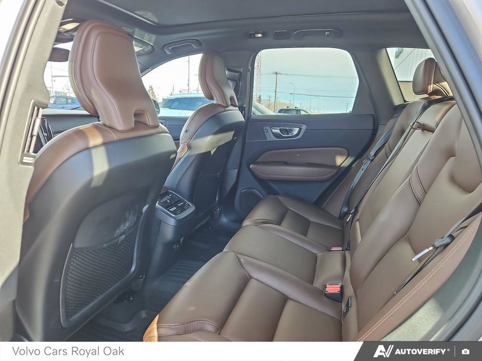 2023 Volvo XC60 Ultimate Dark Theme-22