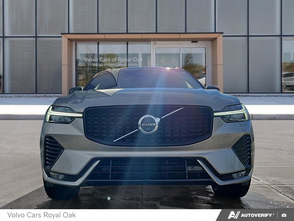 2023 Volvo XC60 Ultimate Dark Theme-1