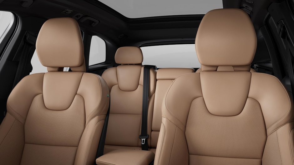 2025 Volvo XC60 Ultra-9