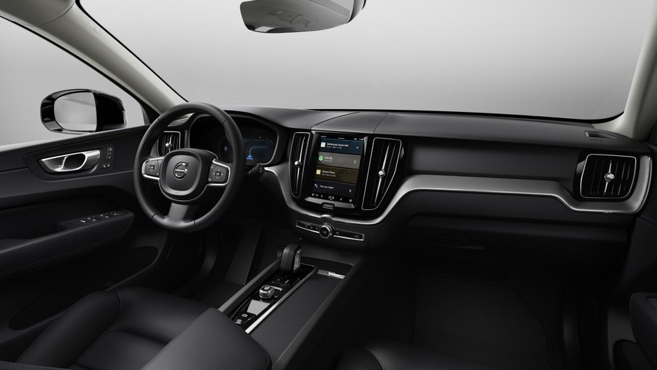 2025 Volvo XC60 Core-7