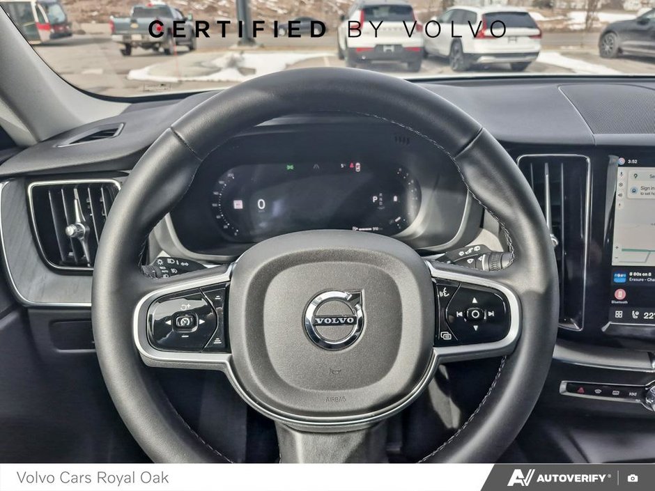 2025 Volvo XC60 Plus Dark Theme-13