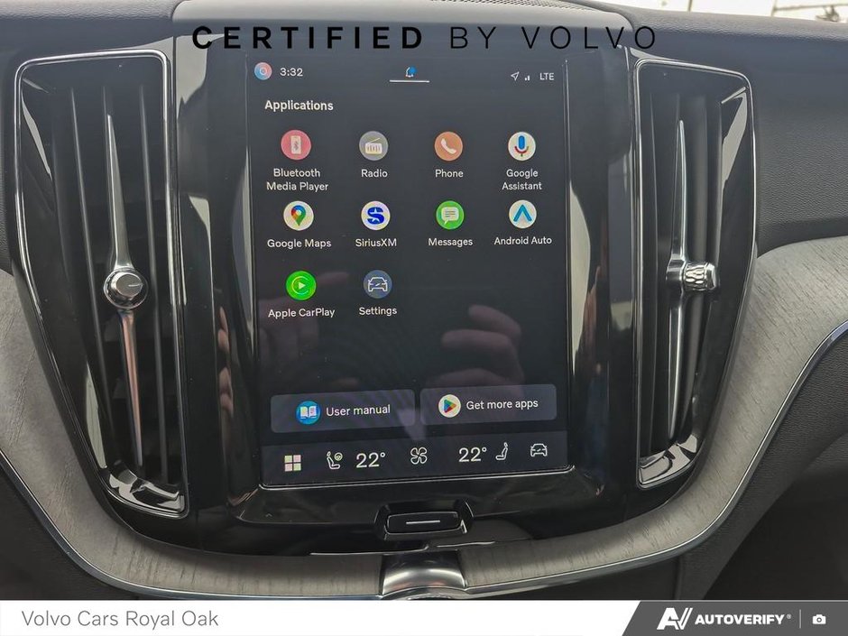 2025 Volvo XC60 Plus Dark Theme-18