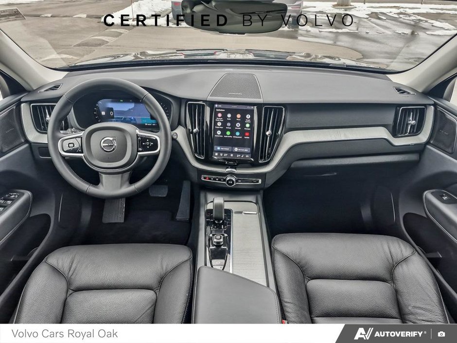 2025 Volvo XC60 Plus Dark Theme-23