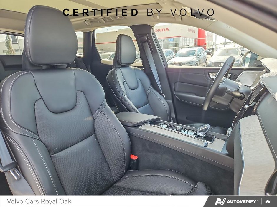 2025 Volvo XC60 Ultra Dark Theme-21