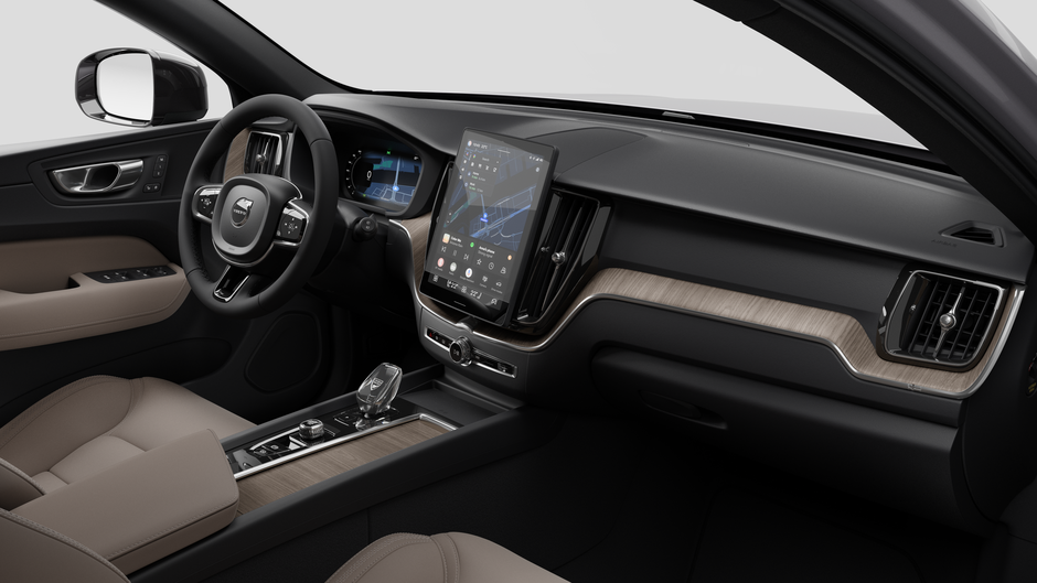 2026 Volvo XC60 Plus-9