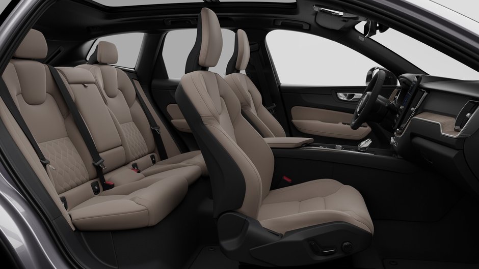 2026 Volvo XC60 Core Dark Theme-12