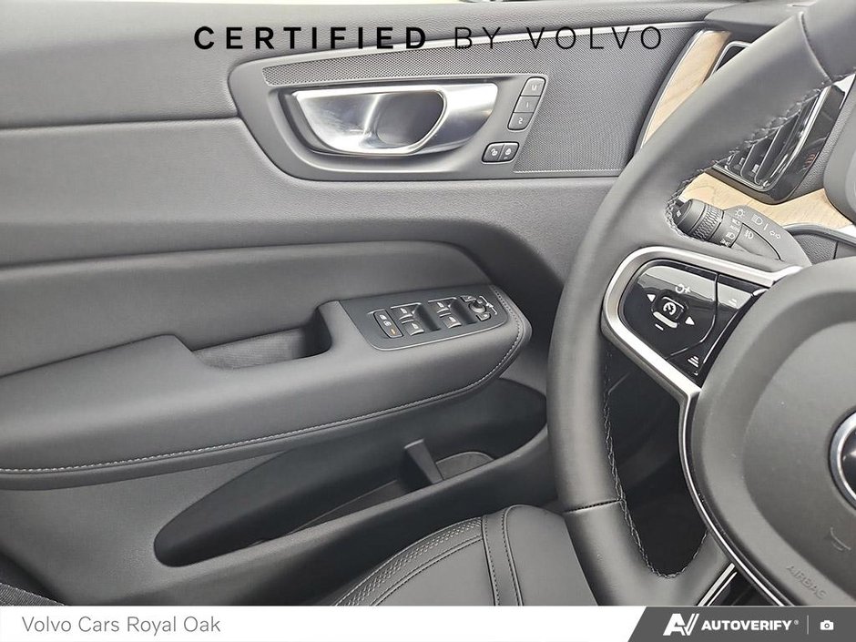 2026 Volvo XC60 Plus Dark Theme-16