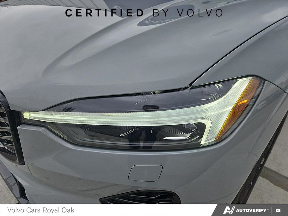 2026 Volvo XC60 Plus Dark Theme-7