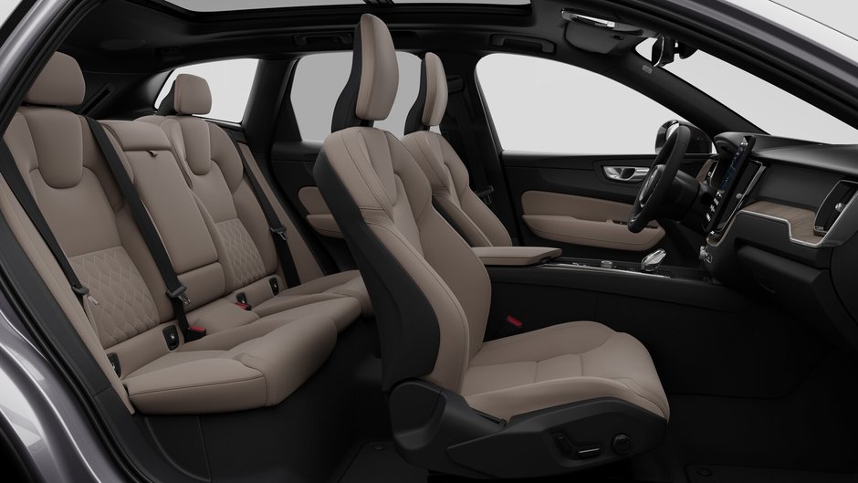 2027 Volvo XC60 Plus (Dark Theme)-12