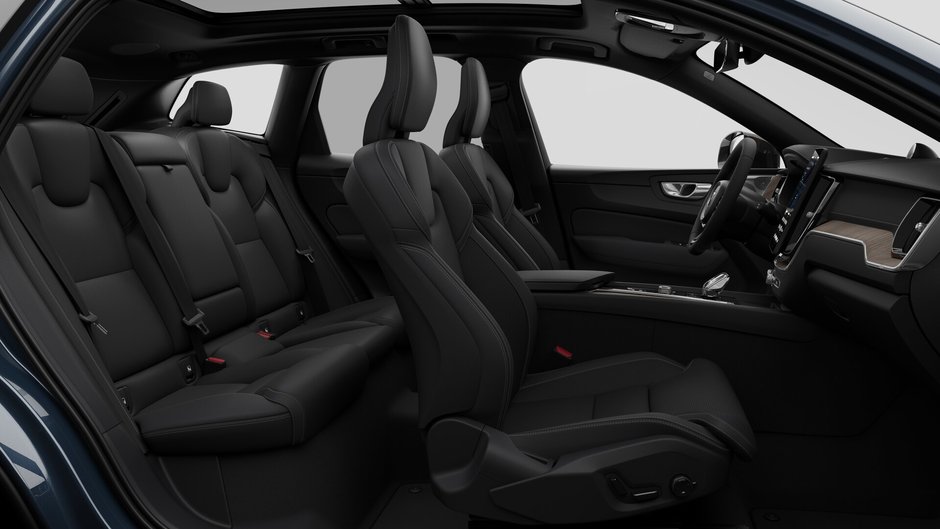 2027 Volvo XC60 Ultra (Dark Theme)-12