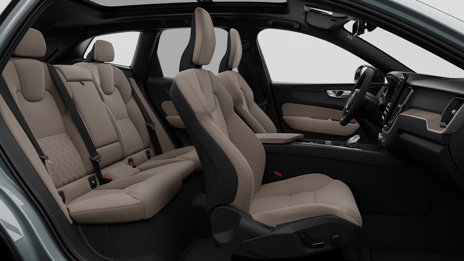 2027 Volvo XC60 Plus (Dark Theme)-12