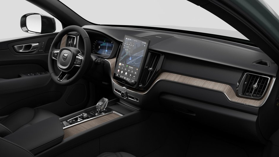 2027 Volvo XC60 Plus (Dark Theme)-9