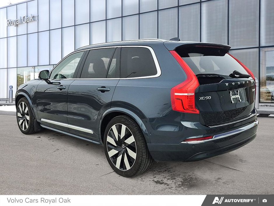 2025 Volvo XC90 Plug-In Hybrid Ultra Bright Theme-3