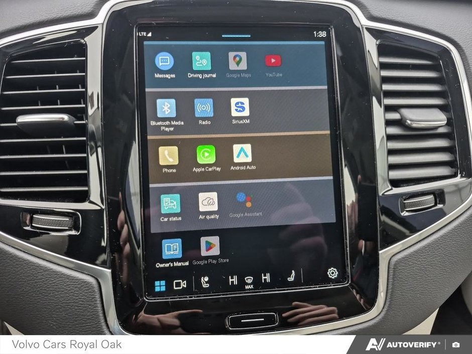 2025 Volvo XC90 Plug-In Hybrid Ultra Bright Theme-18