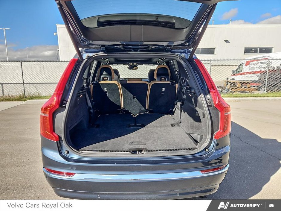 2024 Volvo XC90 Recharge Ultimate Bright Theme-11