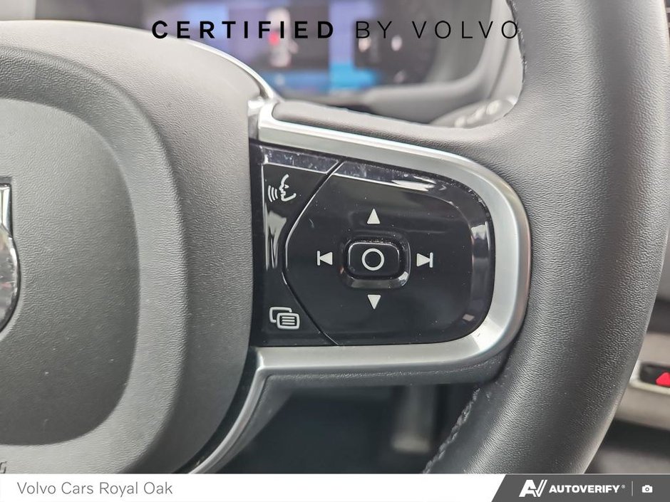 2023 Volvo XC90 Ultimate Dark Theme-15