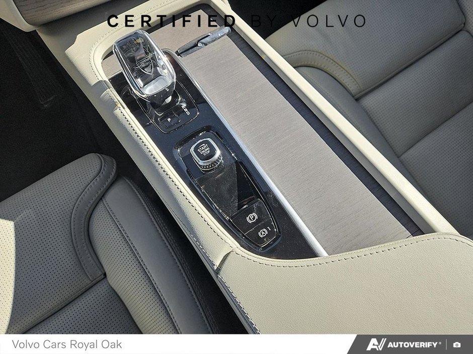 2024 Volvo XC90 Ultimate Bright Theme-17