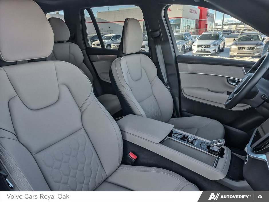 2025 Volvo XC90 Core Bright Theme-21