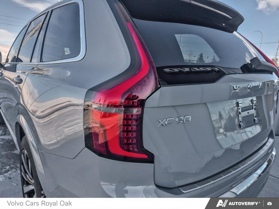 2025 Volvo XC90 Core Bright Theme-10