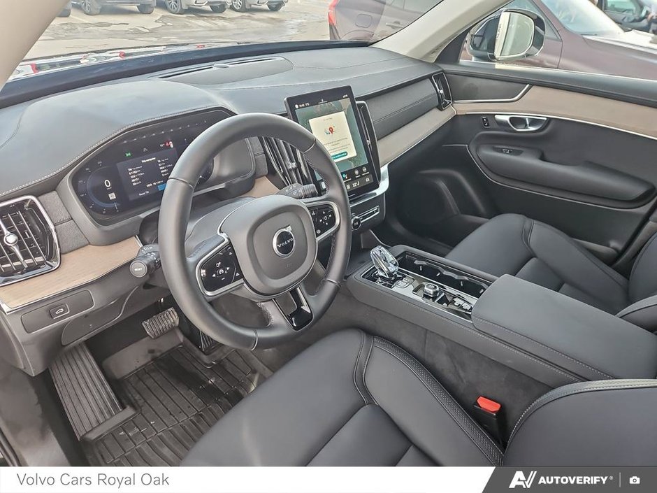 2025 Volvo XC90 Plus Bright Theme-12