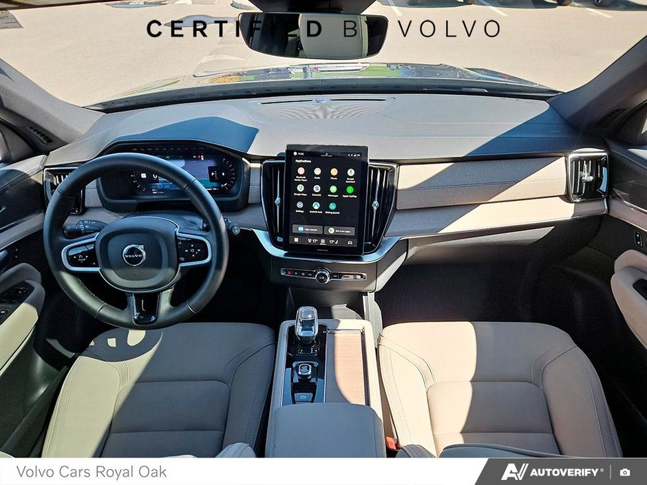 2025 Volvo XC90 Plus Bright Theme-24