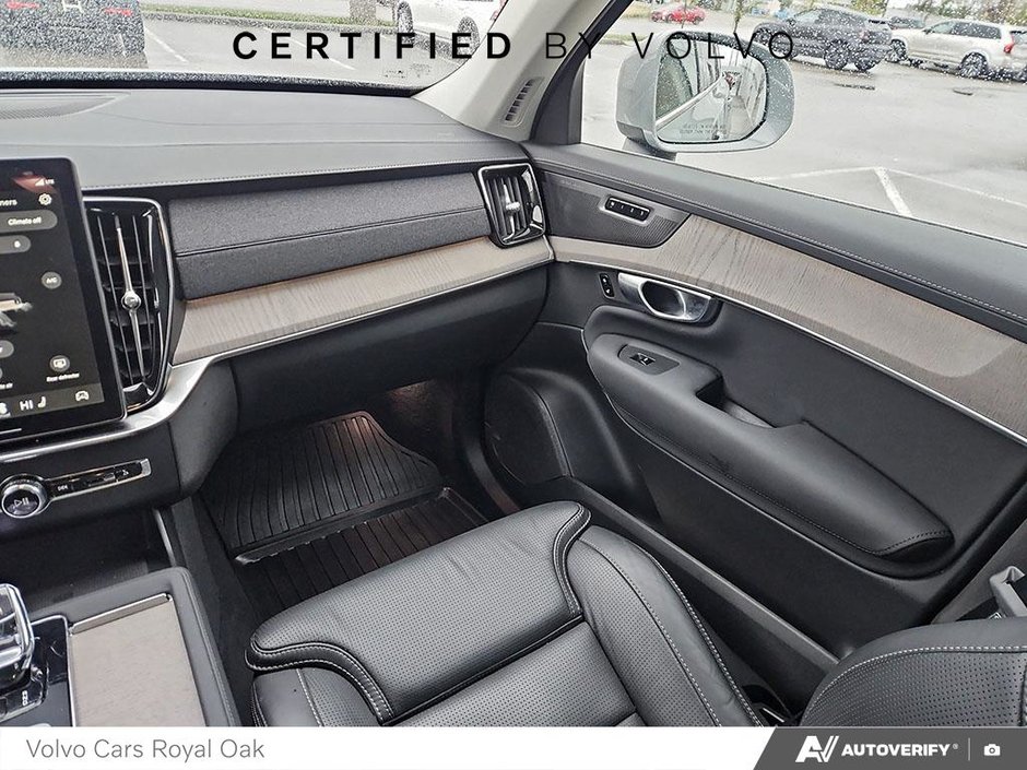 2026 Volvo XC90 Ultra Bright Theme-24