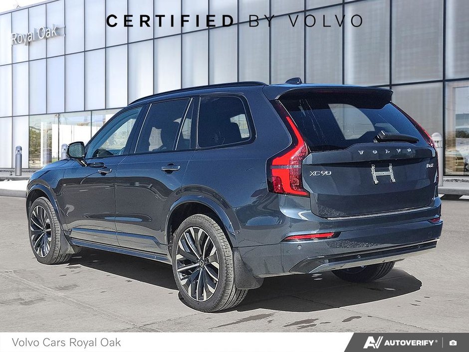 2026 Volvo XC90 Ultra Dark Theme-3