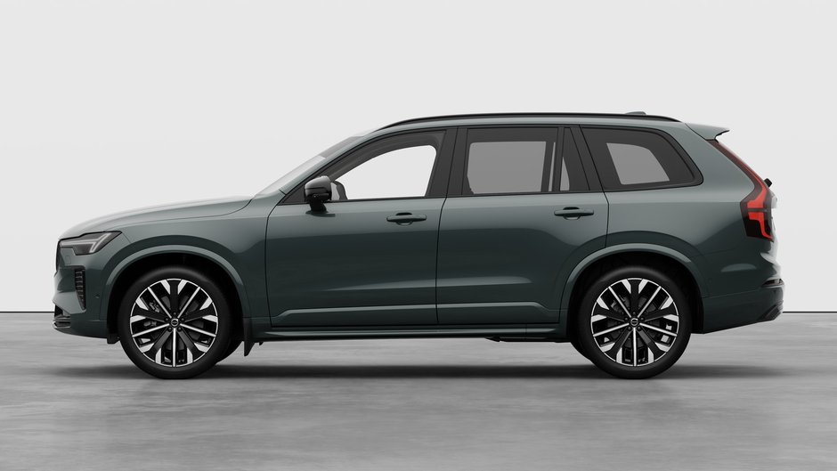 2027 Volvo XC90 Plus Dark Theme-7