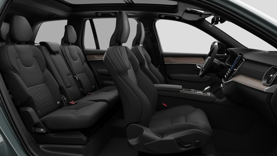 2027 Volvo XC90 Plus Dark Theme-12