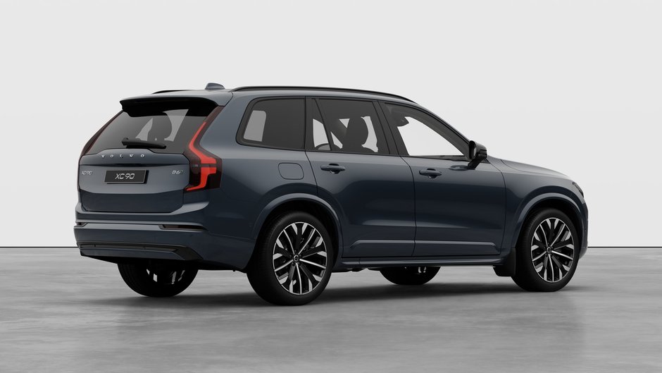 2027 Volvo XC90 Plus 7-Seater (Dark Theme)-3