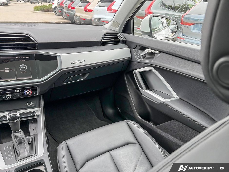 2025 Audi Q3 Komfort 40-24
