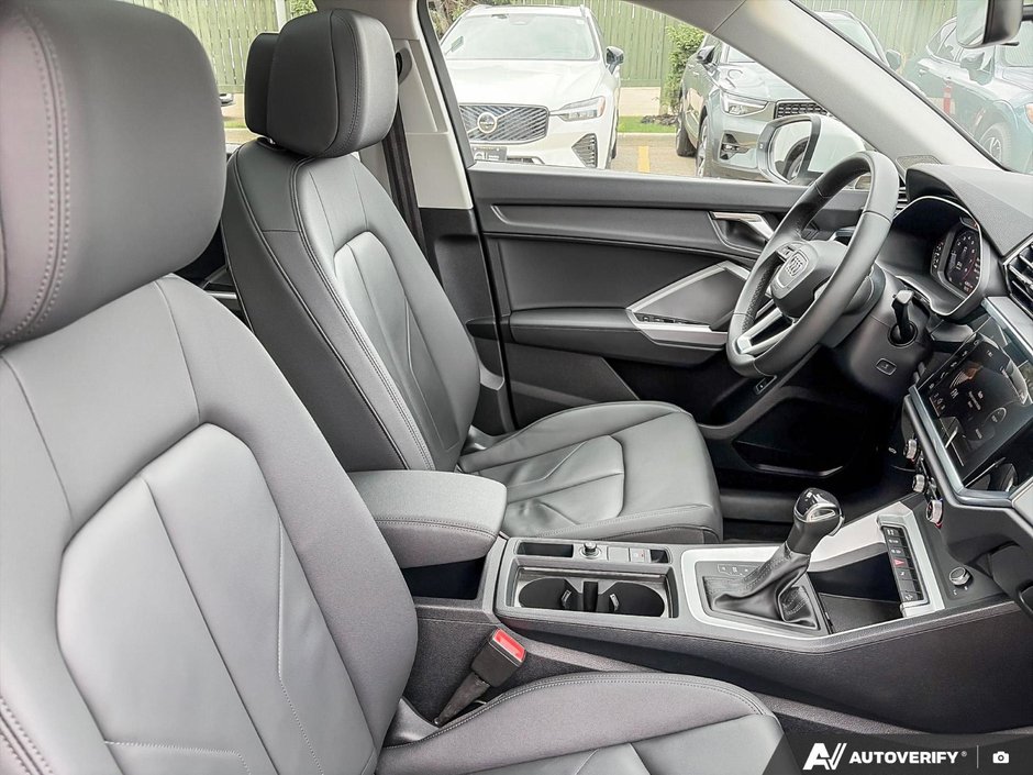 2025 Audi Q3 Komfort 40-21